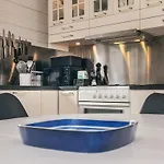 5 Person In Semesterbostad