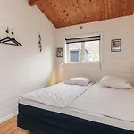 5 Person In * Nakskov