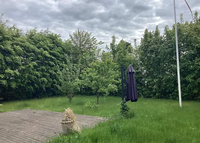 5 Person In * Nakskov